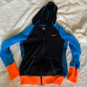 Nike thermafit hoodie, small